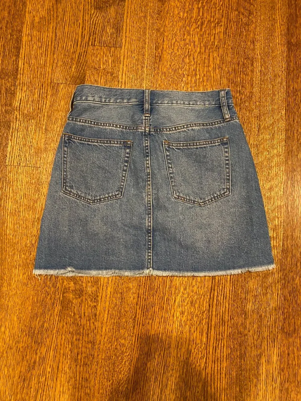 J.Crew Denim Mini Skirt — Size 25 | Medium Wash | Frayed Hem